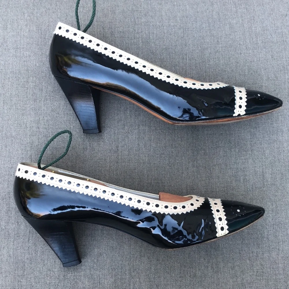 YSL Vintage Patent Spectator Pump in Ivory & Black - Picture 4 of 13